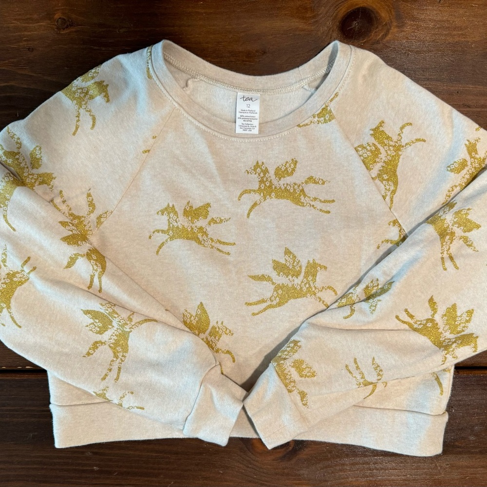TEA, Girls Crop Sweatshirt, Cream w/ Gold Pegasus (Flying Horses), sz 12